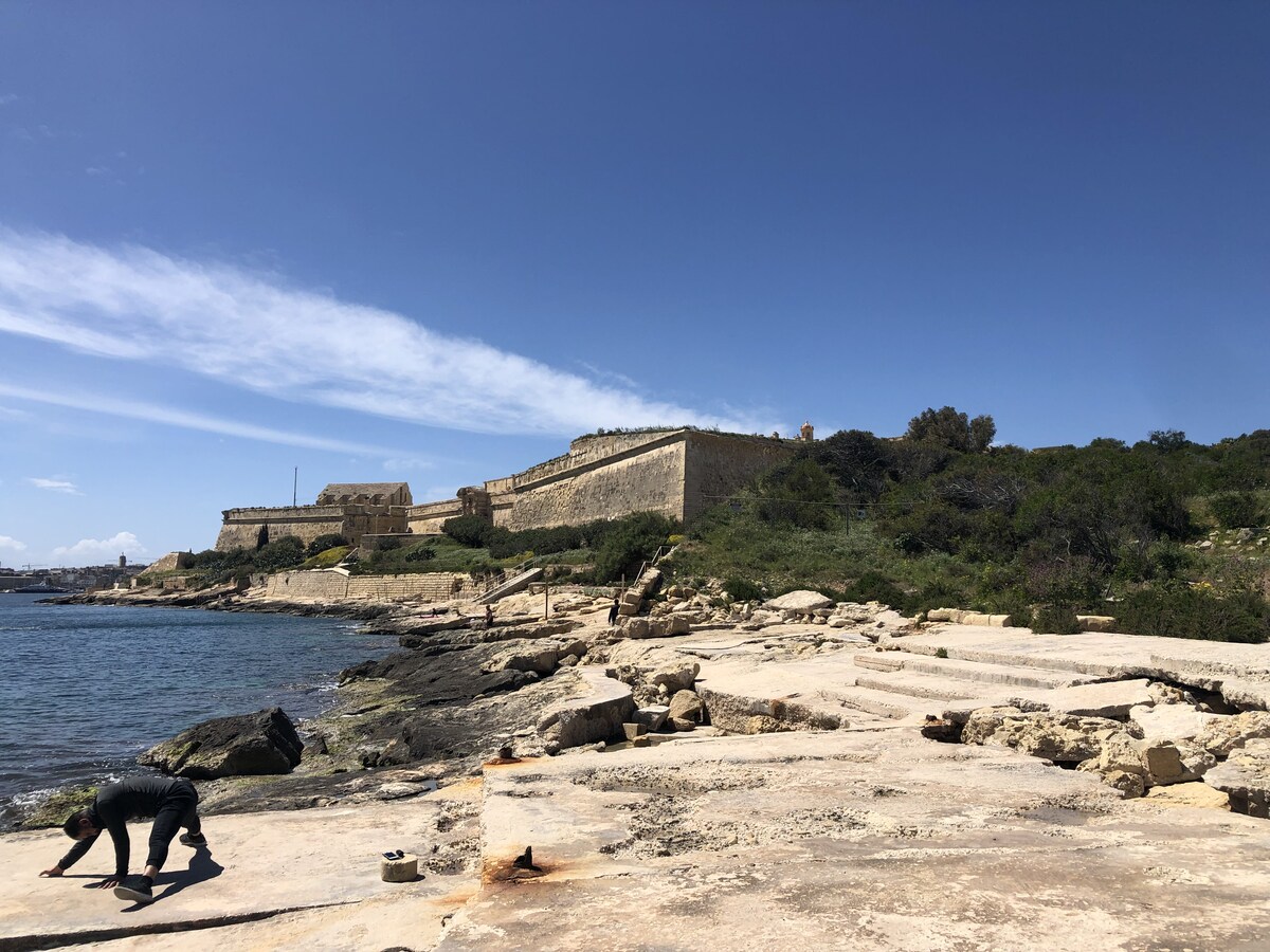 Fort Manoel (2)