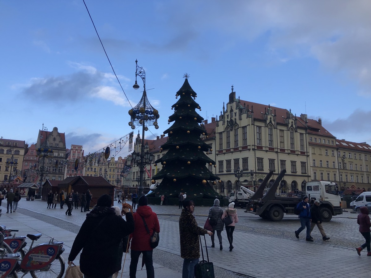 Wrocław Market Squareのクリスマス準備11月18日 (1)