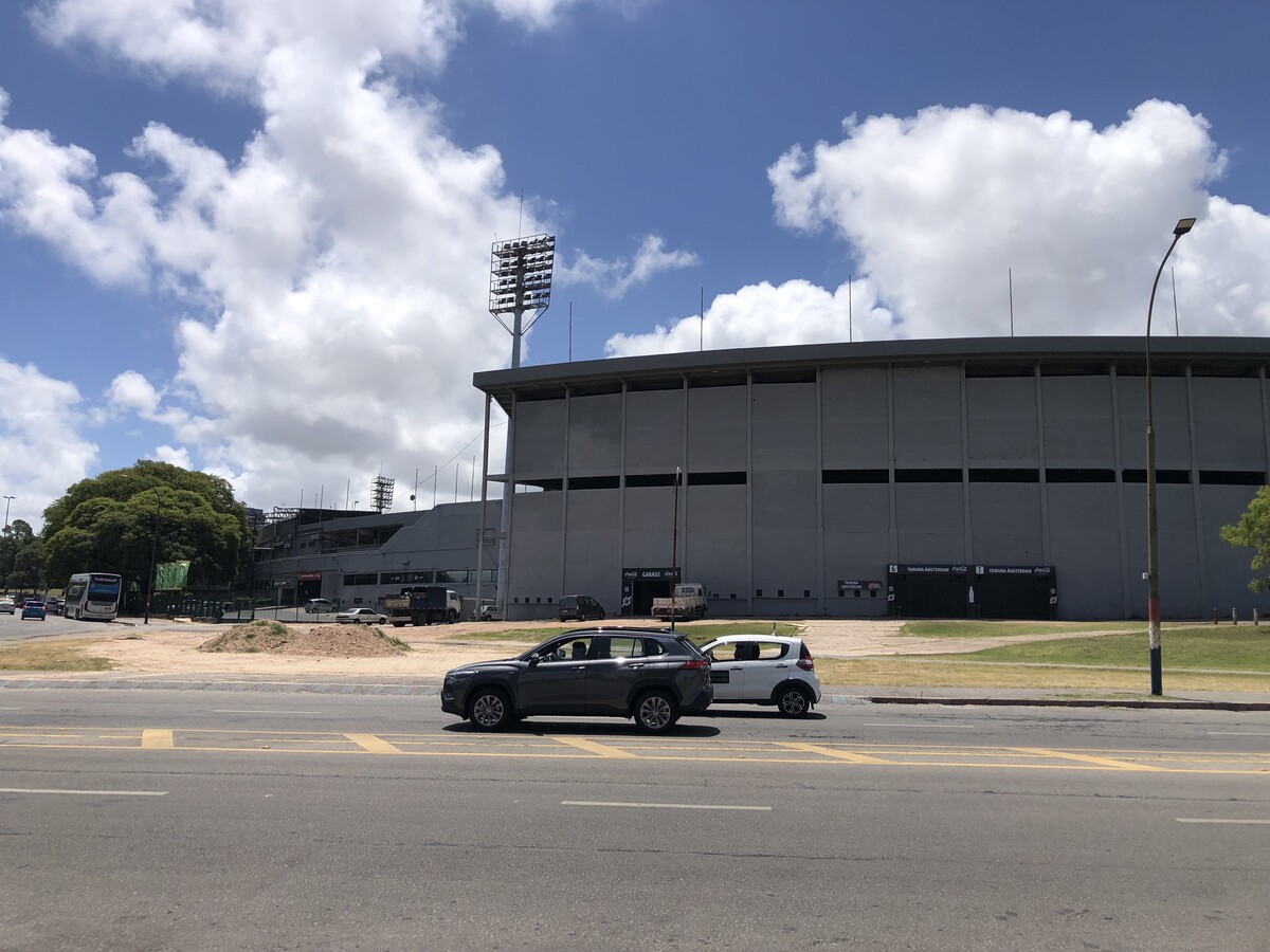 Estadio Centenario (1)