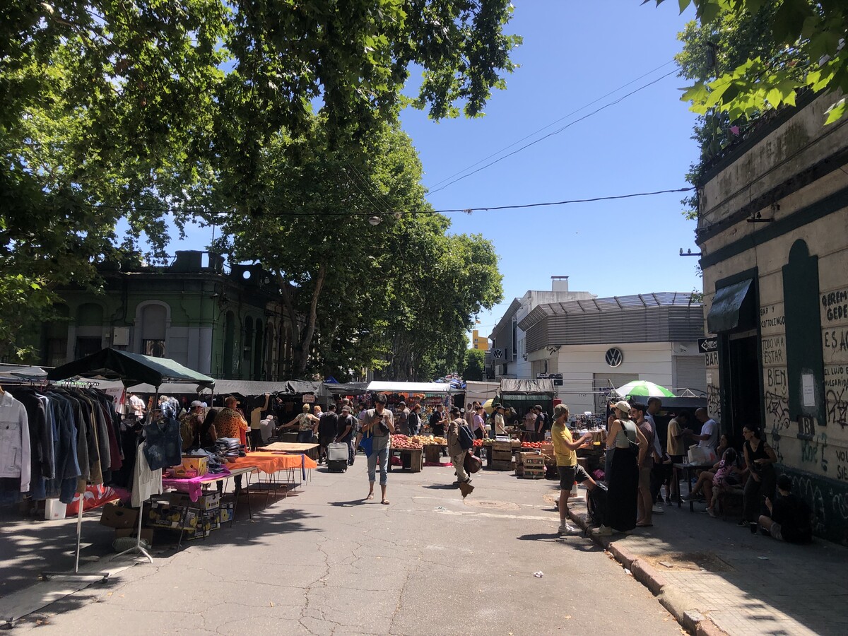 Feria de Tristan Narvaja (1)