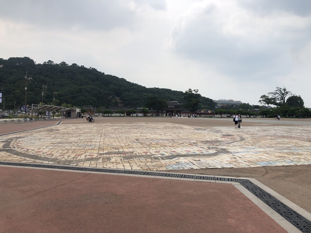 Hwaseong Haenggung Square (2)